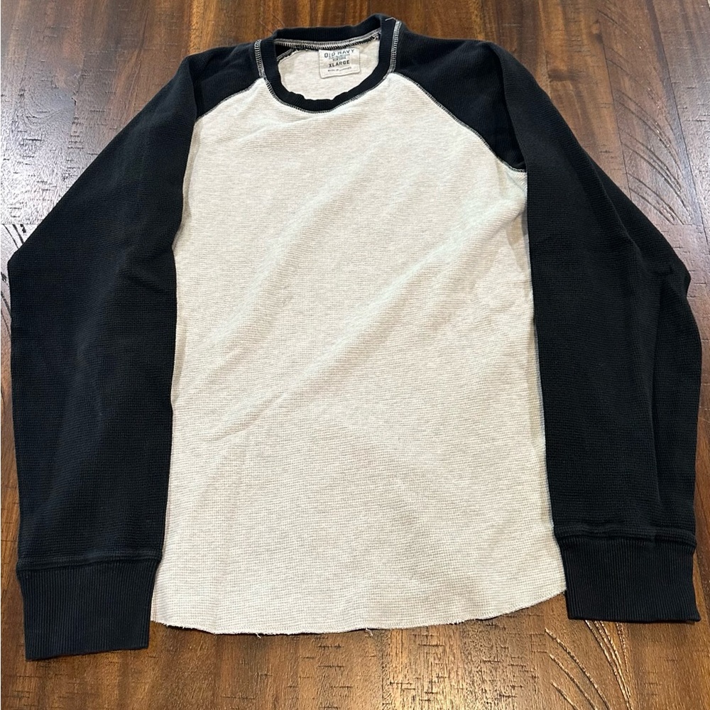 OLD NAVY THERMAL LONGSLEEVE